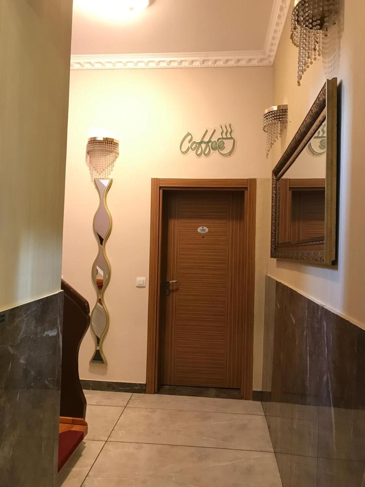 Kispet Deluxe Hotels&Suites Oberhausen  Exteriör bild