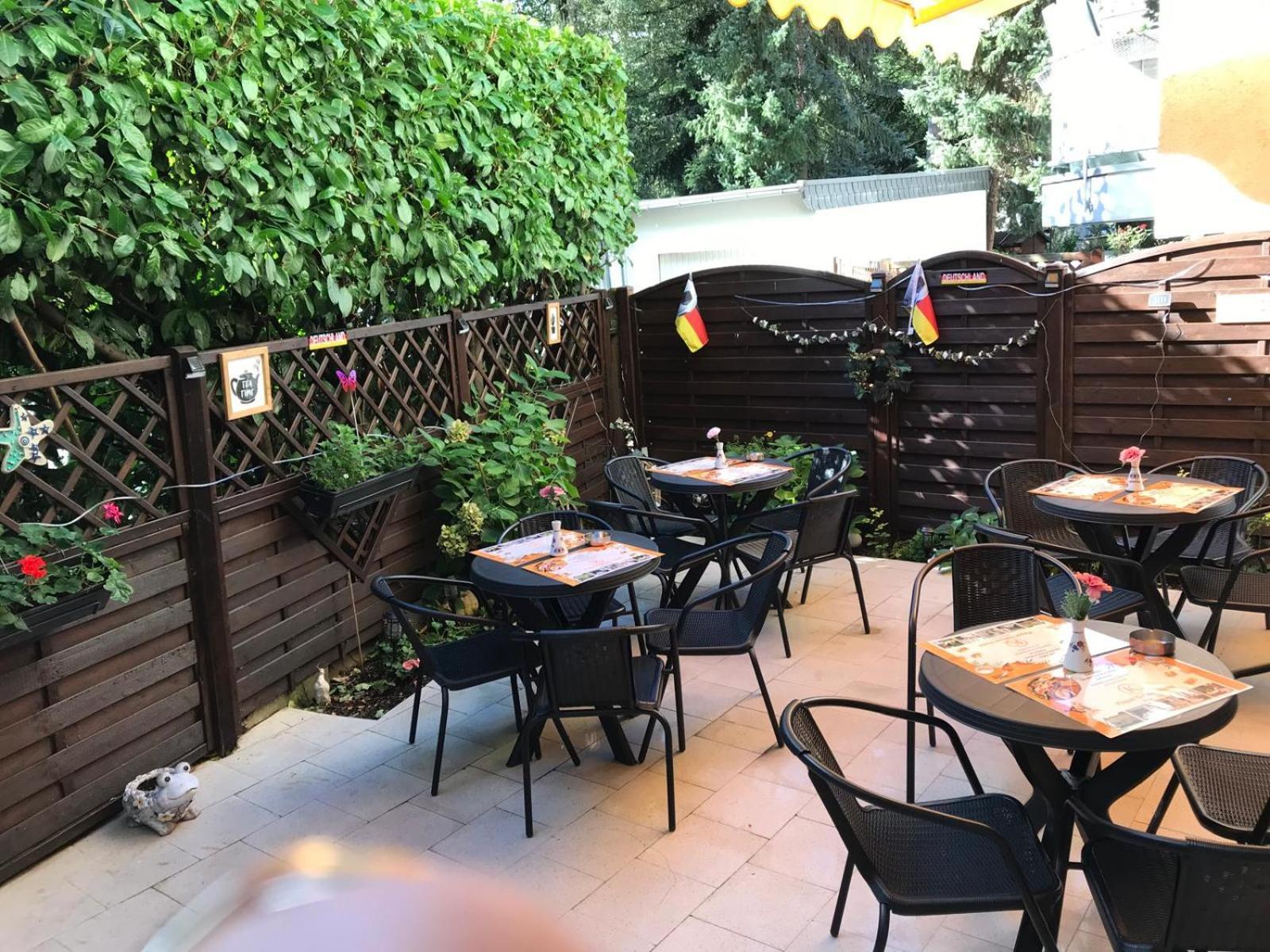 Kispet Deluxe Hotels&Suites Oberhausen  Exteriör bild