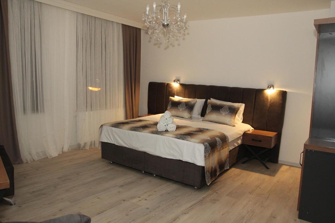 Kispet Deluxe Hotels&Suites Oberhausen  Exteriör bild