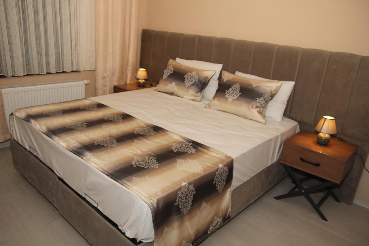 Kispet Deluxe Hotels&Suites Oberhausen  Exteriör bild