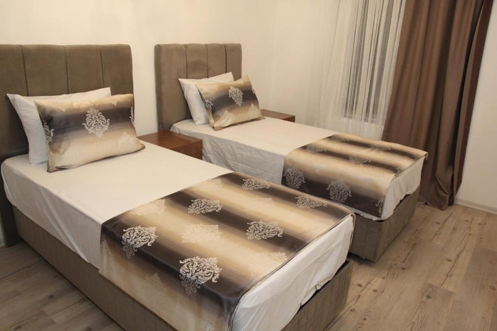 Kispet Deluxe Hotels&Suites Oberhausen  Exteriör bild